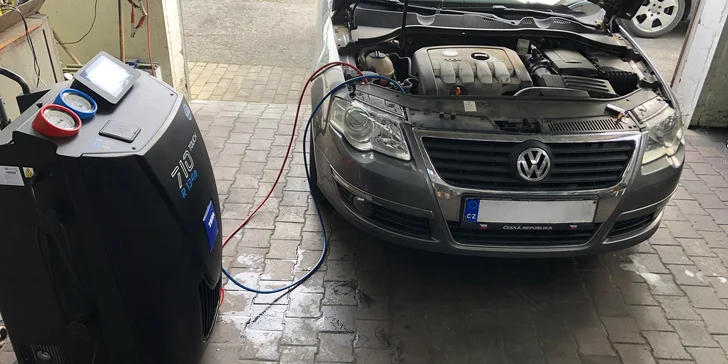 Péče o autoklimatizaci: dezinfekce, čištění ozonem i doplnění chladiva