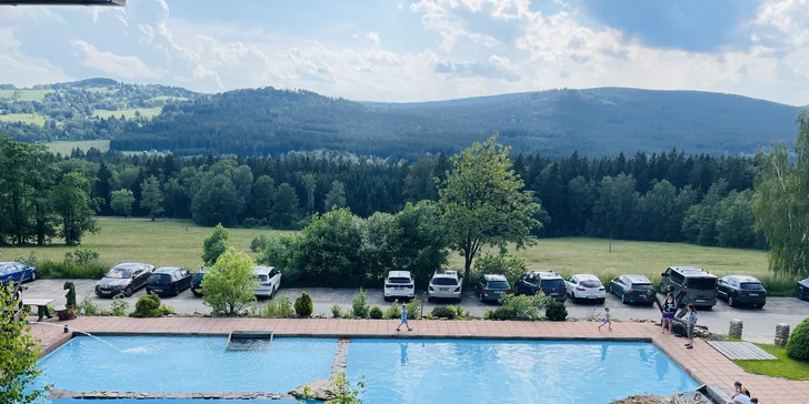 Pobyt v pohádkovém Podlesí: pokoj LUX, polopenze, bazén i wellness či sport