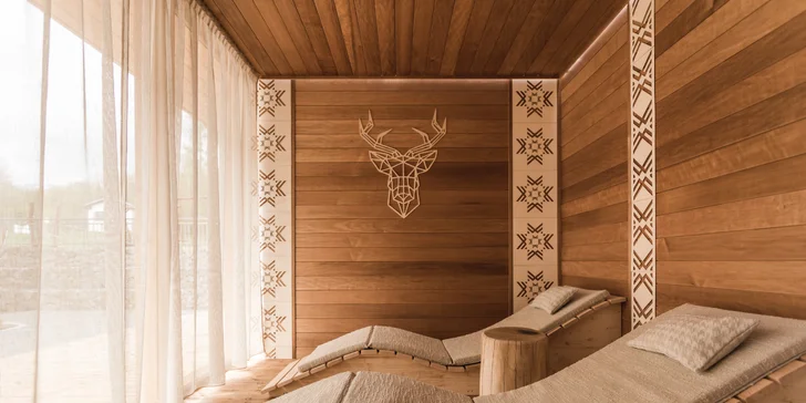 Tatranská Štrba: tiny house v areálu 4* hotelu, polopenze a wellness, děti do 11,9 let zdarma
