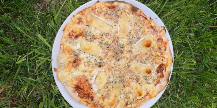 Zábava i bezva bašta: bowling až pro 8 osob, mini řízečky, žebra či pizza