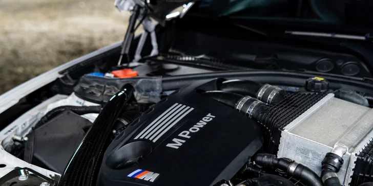 BMW M2 Competition: 30 min. spolujízdy, řízení na 2 hod. nebo i zapůjčení na celý den