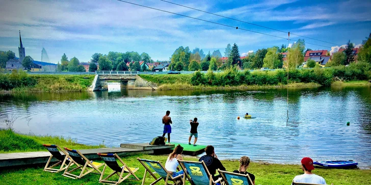 Wakeboarding na Lipně: hodina parádního adrenalinu pro 2-4 osoby