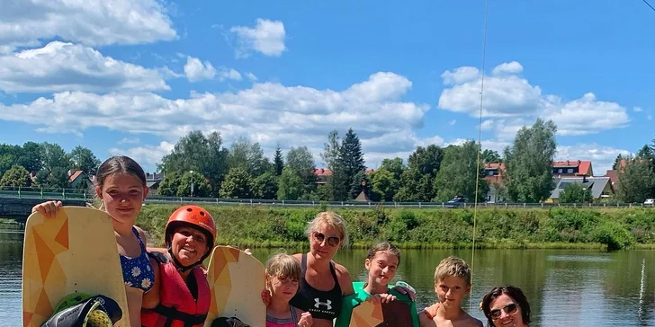 Wakeboarding na Lipně: hodina parádního adrenalinu pro 2-4 osoby