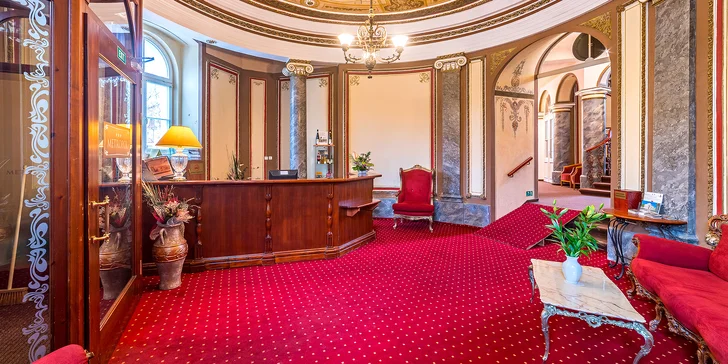Františkovy Lázně: snídaně či polopenze, vstupy do Aquafora i procedury přímo v hotelu