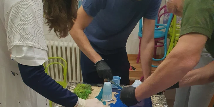 Kurz vyrábění z epoxidové pryskyřice - prkénka, podtácky, obrazy moře či abstrakce
