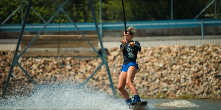 Pronájem celého vleku i půjčení wakeboardu až pro 4 osoby
