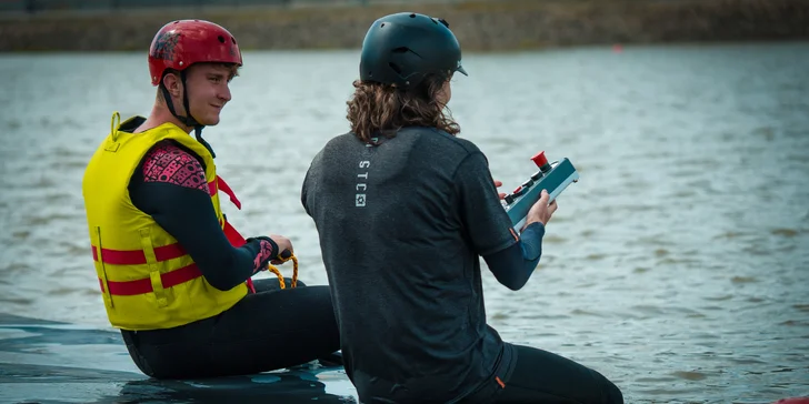 Pronájem celého vleku i půjčení wakeboardu až pro 4 osoby