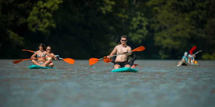 Hodina pádlování na paddleboardu pro 1 osobu na Holoubkovském rybníku