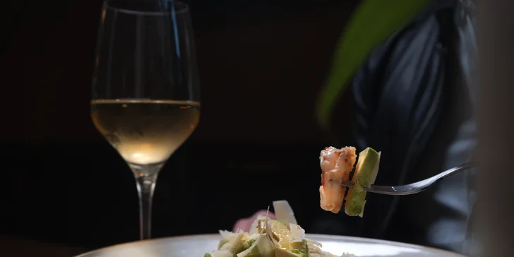 Otevřené vouchery na 500 až 1500 Kč do italské restaurace s výhledem na Petřín