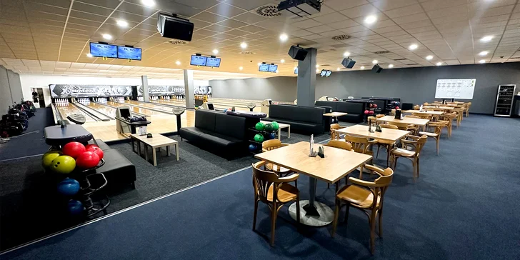 Vykutálená zábava: 2 hod. bowlingu na profi dráze až pro 6 hráčů