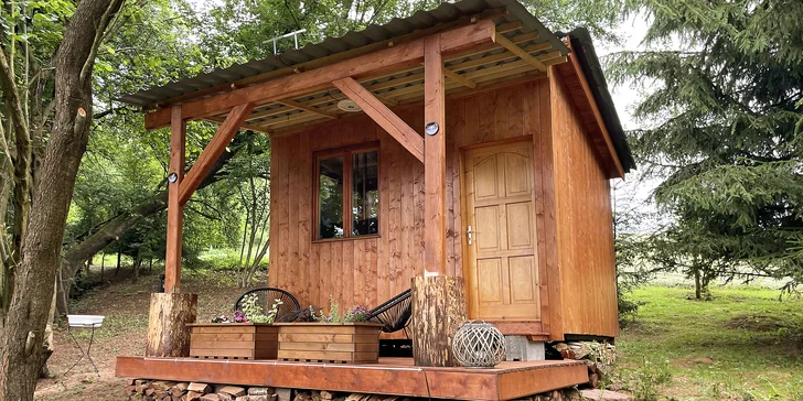 Tiny house s výhledem do krajiny Podkrkonoší pro 2 osoby