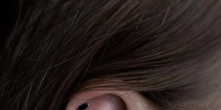1 500 či 3 500 Kč na cokoliv v tetovacím studiu Vean Tattoo: piercingy, náušnice, šperky, tetování, prostředky na hojení