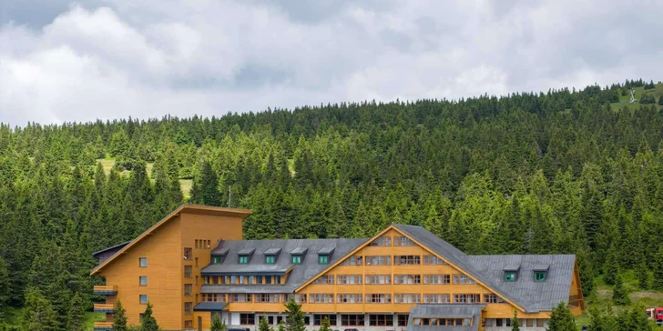 Ubytování v hotelu pod vrcholem Pradědu: snídaně či polopenze, wellness a spousta výletních cílů