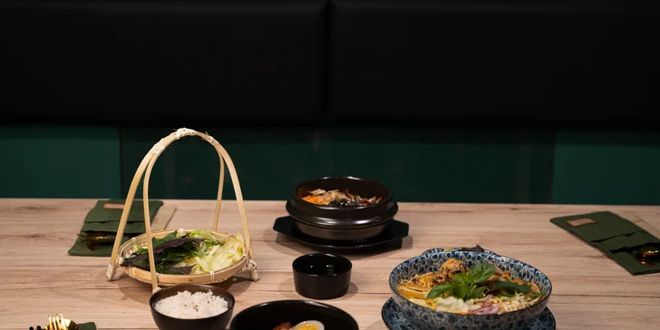 Vouchery na 300-1500 Kč do vegan asijské restaurace: sushi, bún chả, burgery i krásný zážitek