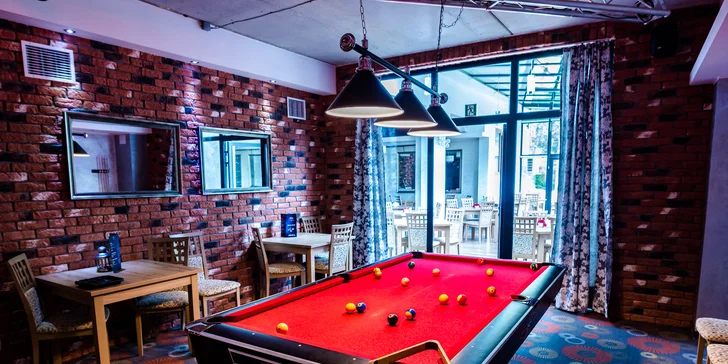Pobyt ve Sklářské Porubě: snídaně i bowling či privátní wellness