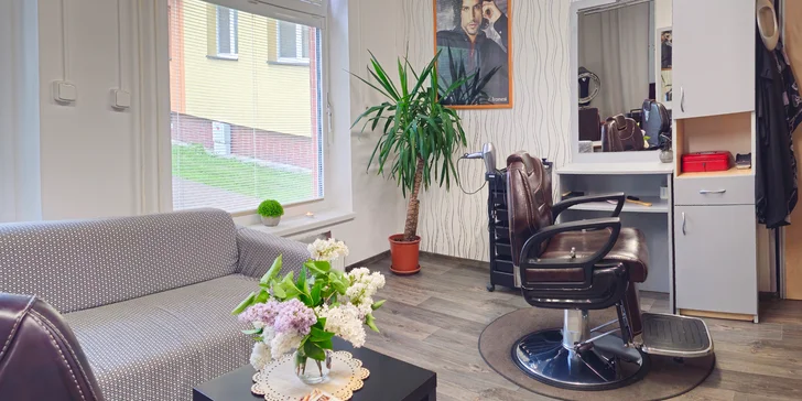 Kadeřnické balíčky pro všechny délky vlasů: kúra, barvení, střih i Malibu C