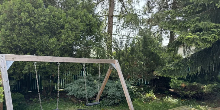 500 nebo 1000 g řízků, pečivo, zelenina, omáčky i 2 velká piva