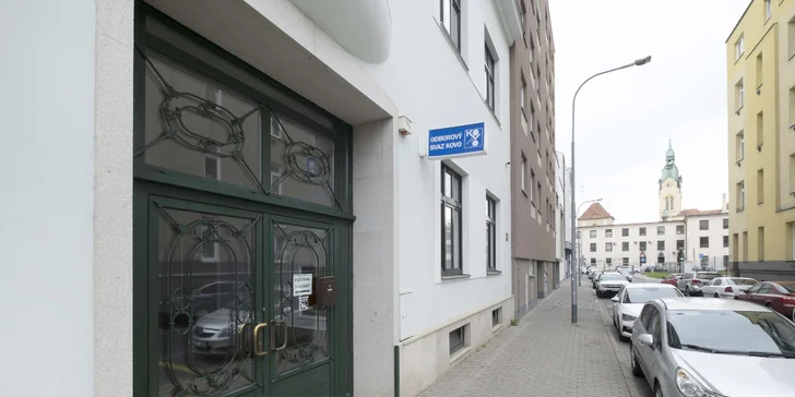 Přístrojová lymfodrenáž i obličejové kolagenárium na podporu tvorby kolagenu