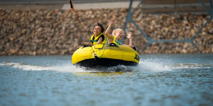 Pronájem celého vleku i půjčení wakeboardu až pro 4 osoby