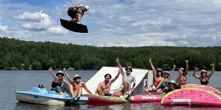 Zapůjčení paddleboardu vč. pádla na jezeře v Ejpovicích: 1 hod. i celý den