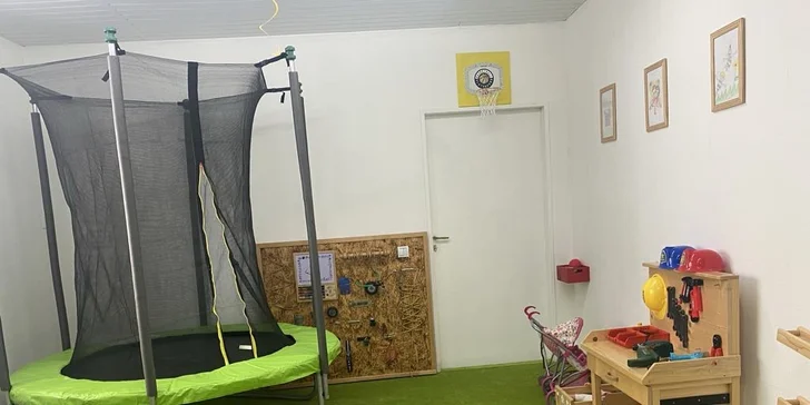 Neomezený vstup pro dítě do dětské herny a kavárny Chaloupka: dospělí zdarma
