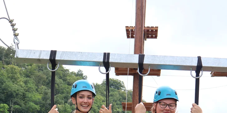 Adrenalin v Landek parku: simulace volného pádu z výšky 10 metrů pro 2 nebo 4 osoby
