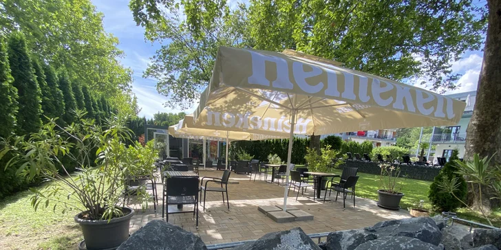 4* hotel u Balatonu se snídaní či polopenzí, bazénem a 2 dětmi do 5,9 let zdarma