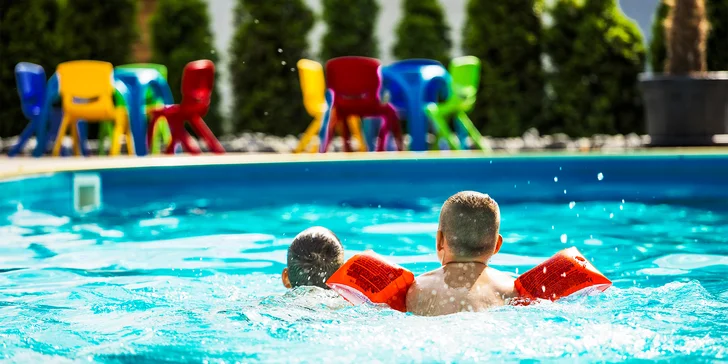4* hotel u Balatonu se snídaní či polopenzí, bazénem a 2 dětmi do 5,9 let zdarma