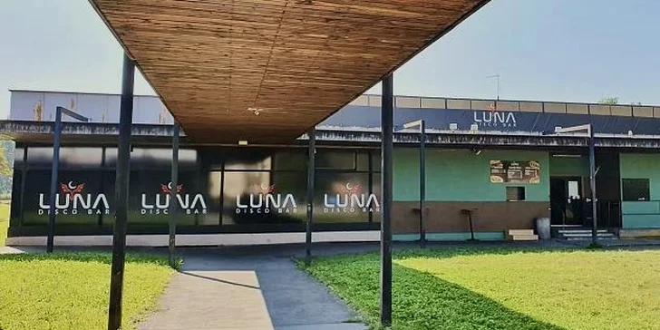 Sisha, drinky i snack pro dva nebo celou partu v baru se spoustou zábavy