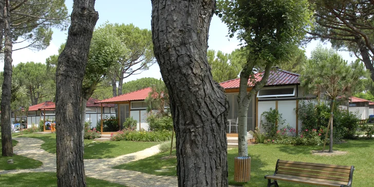 Last minute rodinná dovolená v Lido di Jesolo: komplex se soukromou pláží blízko Benátek
