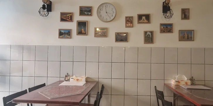 Originální perské menu s sebou pro 2 nebo 4 osoby: polévka, hlavní chod, salát i nápoj