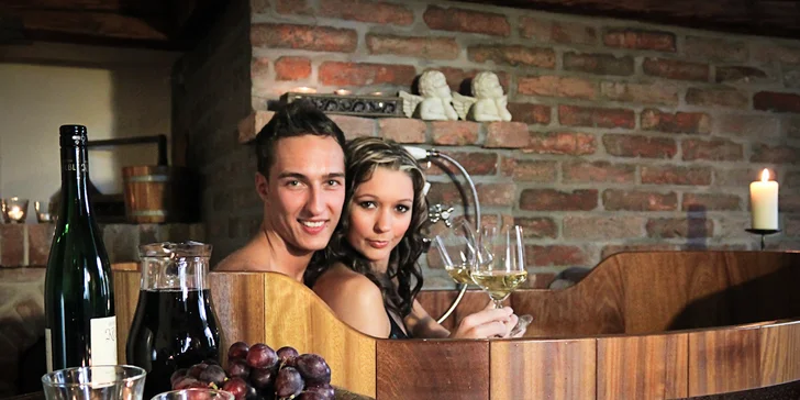 Otevřený voucher ve výši 500–5000 Kč na cokoli na Zámku Zábřeh: ubytování, restaurace i wellness