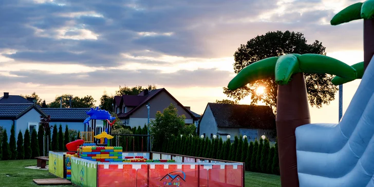 Rodinný pobyt u Energylandie: domek pro 6 osob s wellness zónou, vstup do zábavního Fantazja Parku