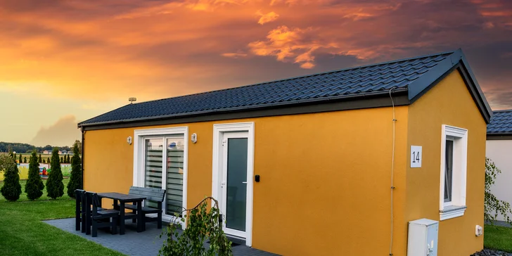 Rodinný pobyt u Energylandie: domek pro 6 osob s wellness zónou, vstup do zábavního Fantazja Parku
