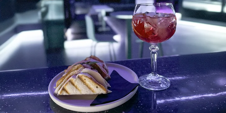 Sisha, drinky i snack pro dva nebo celou partu v baru se spoustou zábavy