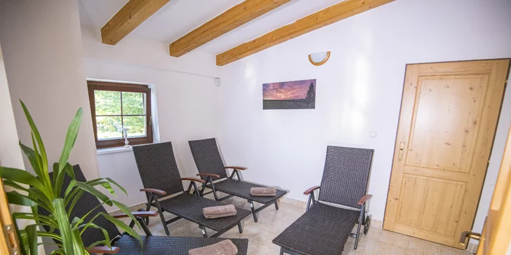Zrekonstruované apartmány v Krušných horách s bazénem a koloběžkami