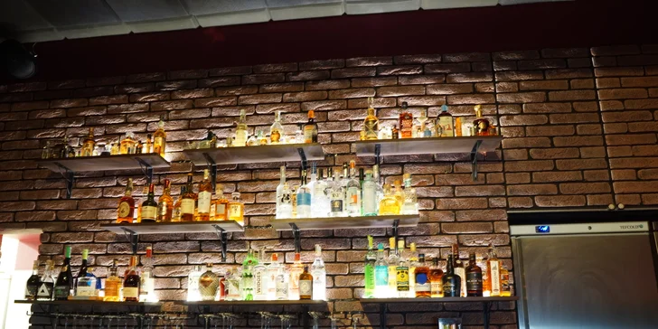 Exploze chutí pro 2 nebo 4 osoby: originální koktejly a degustace asijských specialit