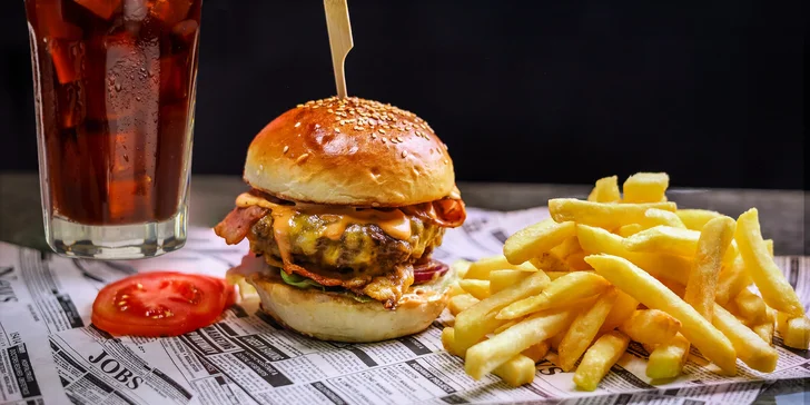 Pizza o ⌀ 40 cm nebo burger s hranolky a nápoj dle výběru pro 1 nebo 2