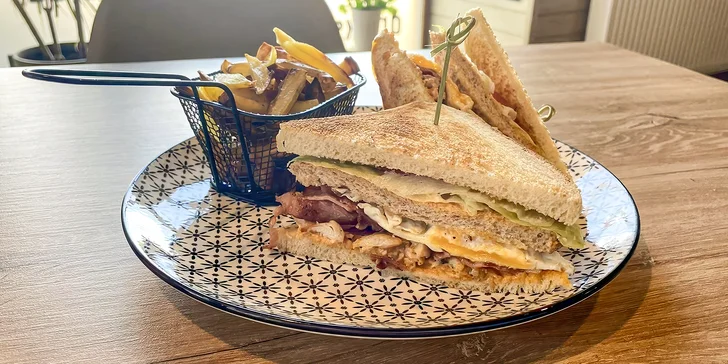 Sendvič nebo quesadilla podle výběru pro 1 či 2 osoby