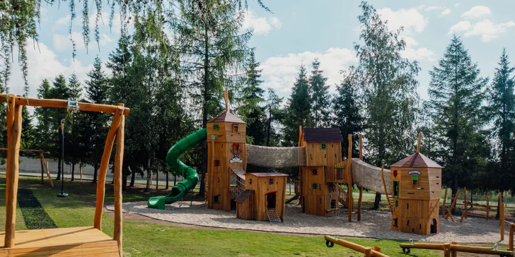 Pobyt ve Vysokých Tatrách pro dva i rodinu: polopenze, neomezený wellness i minizoo pro děti