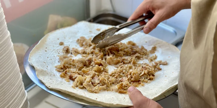 Kebab box s rýži či hranolky nebo dürüm tortilla s nápojem pro jednoho i dva