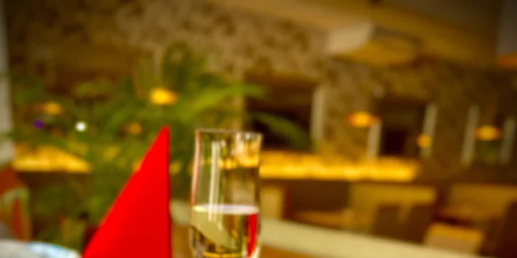 Tří- nebo čtyřchodové menu i s 2hod. vstupem do wellness pro 2 osoby
