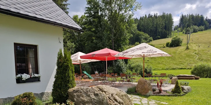 Apartmány na horské chatě v Jeseníkách vč. domácí stravy a neomezeného wellness s bazénem