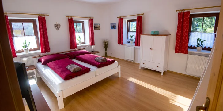Zrekonstruované apartmány v Krušných horách s bazénem a koloběžkami