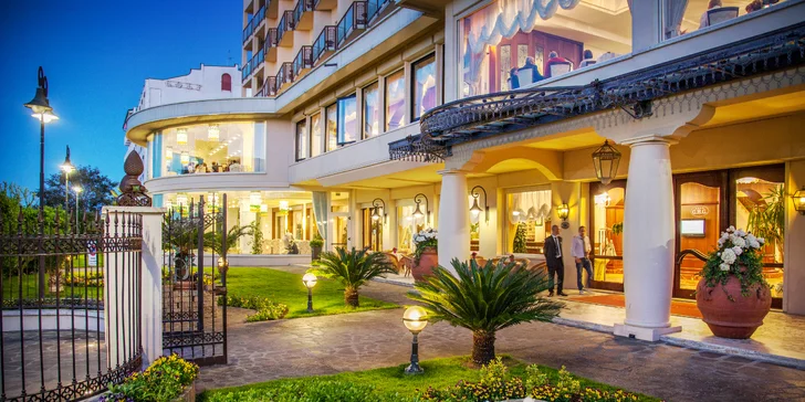 Dovolená v Itálii: 4* hotel s bazénem a vířivkou kousek od pláže i strava
