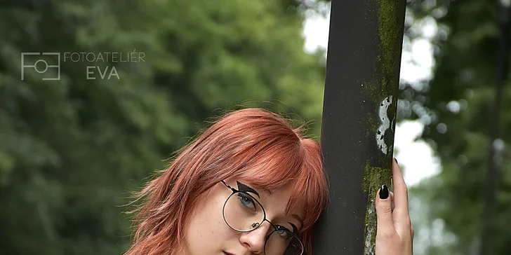 Hodina focení v ateliéru nebo venku: 20 či 40 snímků profesionální kvality