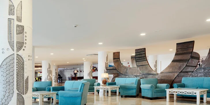 All inclusive dovolená ve Španělsku: 4* hotel AluaSun Doblemar přímo u pláže a s bazény