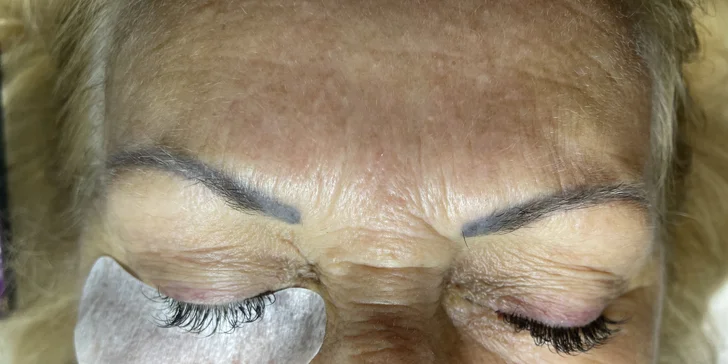 Laminace obočí, lash lifting či prodloužení řas metodou řasa na řasu