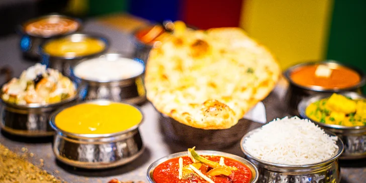 Indické menu pro 1 nebo 2 osoby: kuřecí, vege, jehněčí, krevety či hovězí