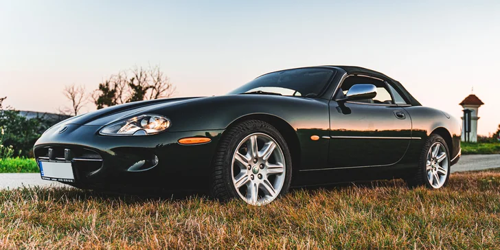 Pronájem auta Jaguar XK8 Convertible na Pálavě: pronájem na hodinu i 1-2 dny, dálnička